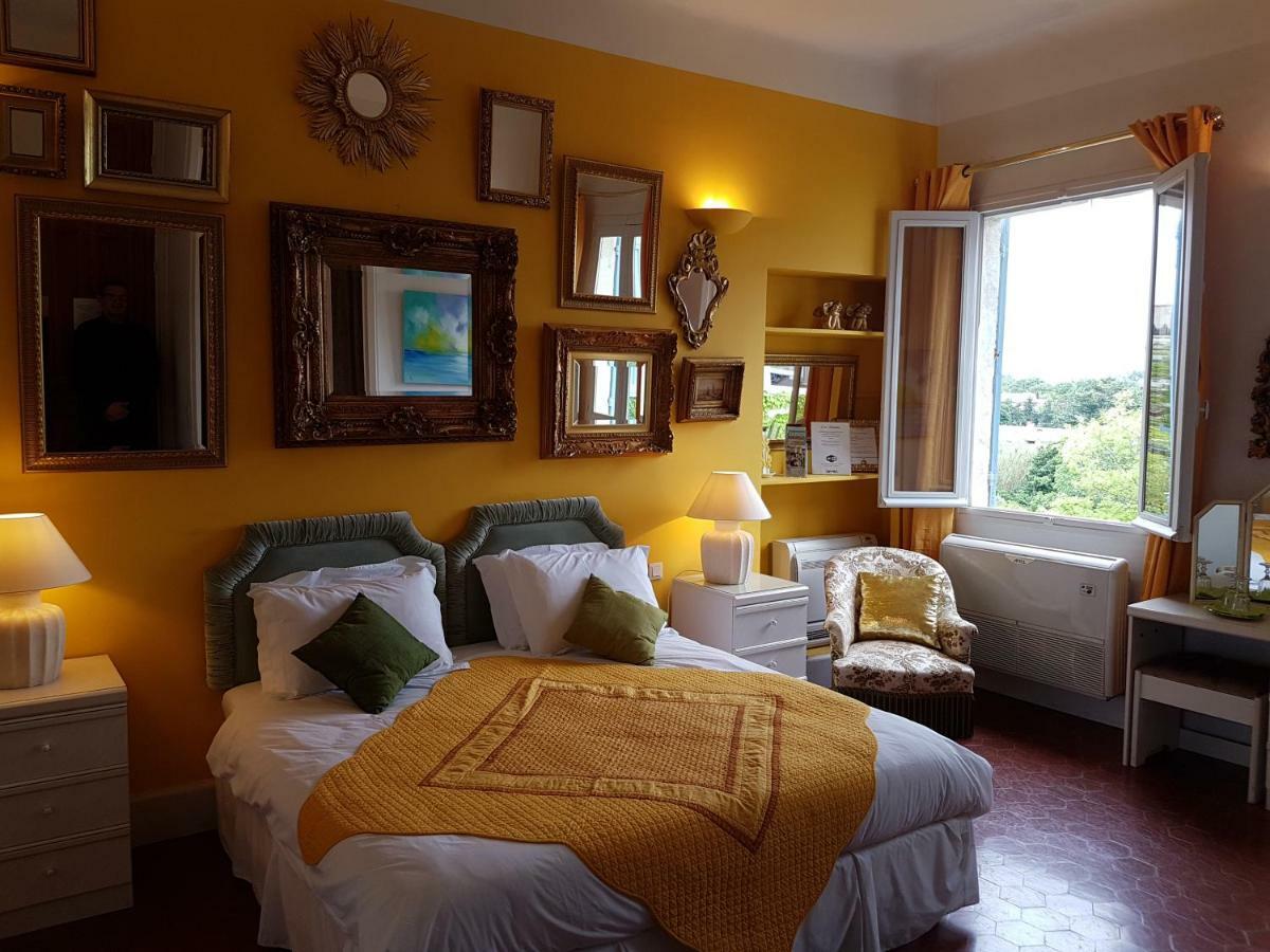 Les Saisons Bed & Breakfast Villeneuve-les-Avignon Exterior photo